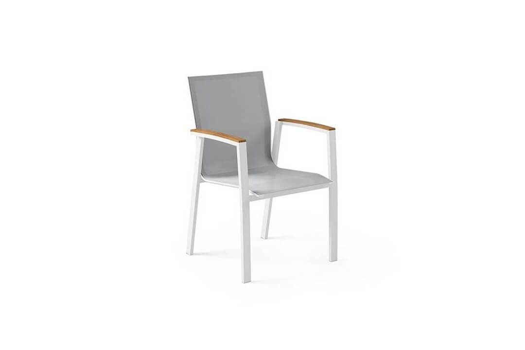 leon-nowoczesne-krzeslo-ogrodowe-aluminium-podlokietniki-teak-biale-siatka-zumm-luksusowe-meble-ogrodowe-2.jpg