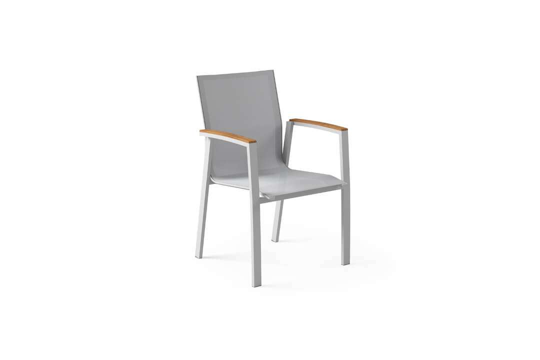 leon-nowoczesne-krzeslo-ogrodowe-aluminium-podlokietniki-teak-jasnoszare-siatka-zumm-luksusowe-meble-ogrodowe-1.jpg