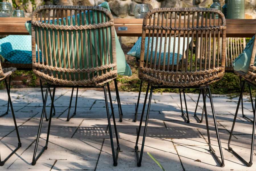 dinan-krzeslo-ogrodowe-rattanowe-naturalny-rattan-na-plozach-krzesla-rattanowe-vimine-luksusowe-meble-ogrodowe-900×600-1.jpg