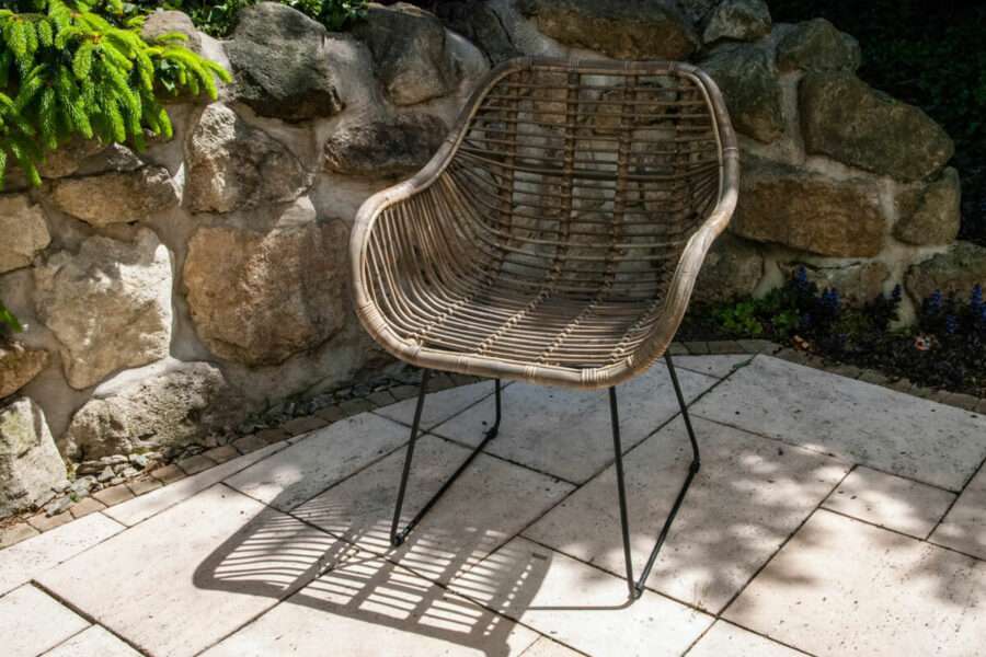 laval-krzeslo-rattanowe-ogrodowe-rattan-naturalny-na-plozach-vimine-luksusowe-meble-ogrodowe-900×600-1.jpg